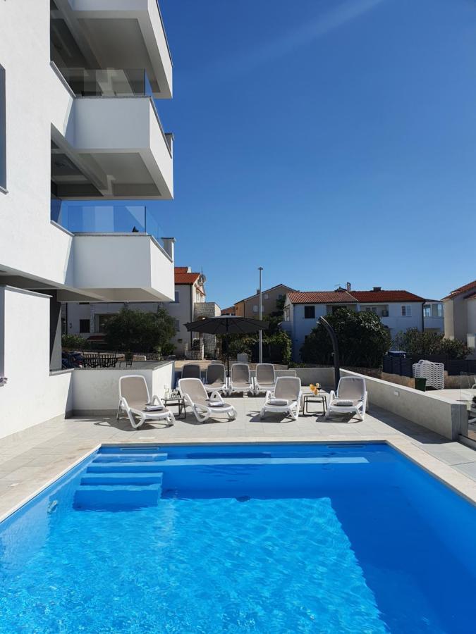 Seahorse Luxury Apartment With Pool And Sea View Novalja Exterior photo